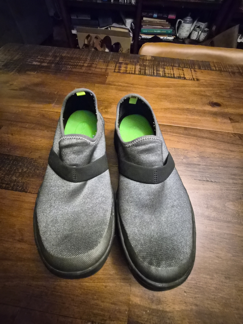 OOFOS Women's Gray Slip-On Loafers with Lime Insole